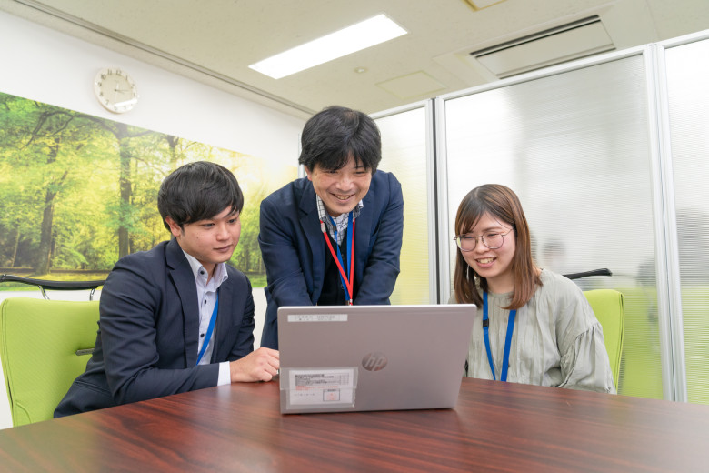 社内打ち合わせ